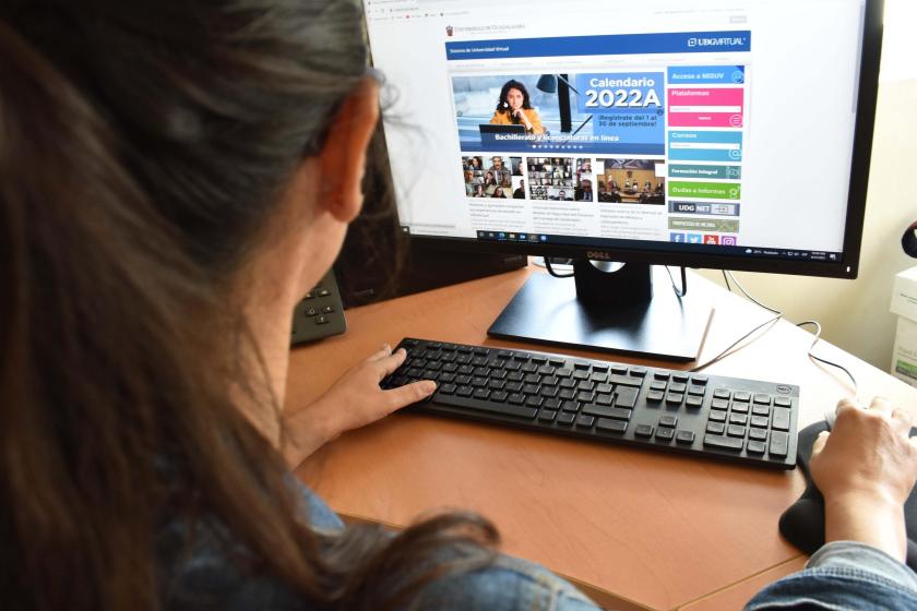 Próximo a cerrar registro para carreras y bachillerato en línea de UDGVirtual