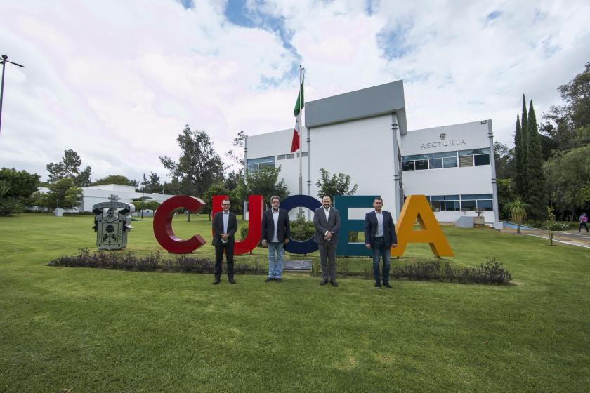 Regresan a la presencialidad estudiantes de la UdeG