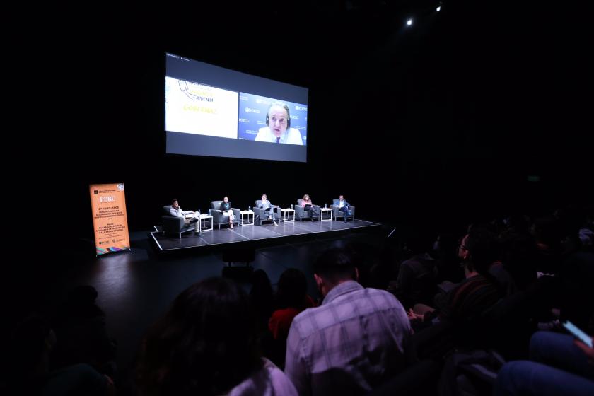 Expertos hablan sobre gobernanza, brechas y desigualdades en Foro OCDE