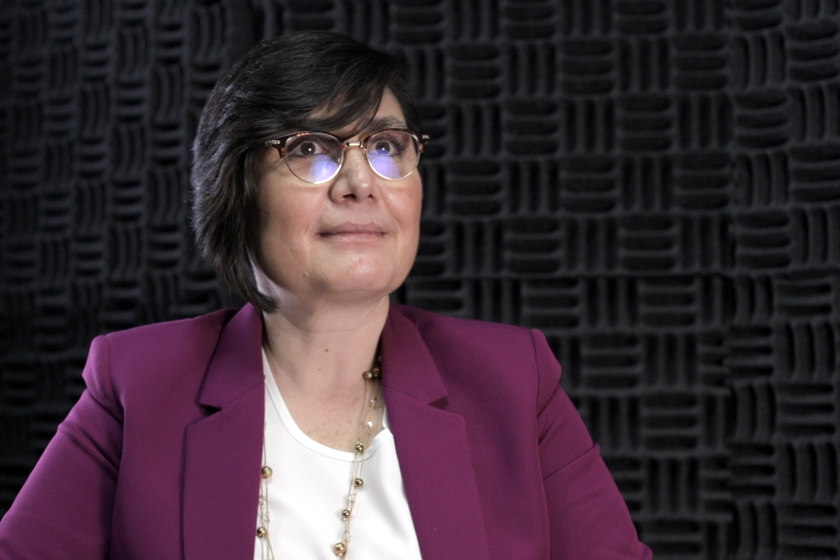 María Elena González, primera jalisciense egresada de neurocirugía del CUCS