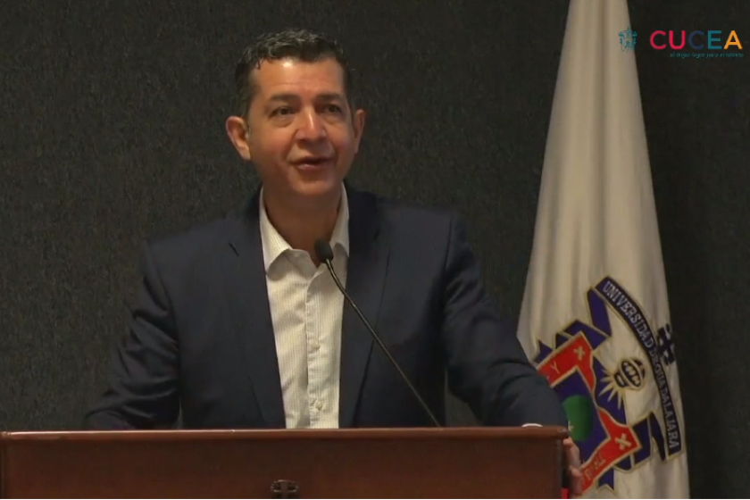 Faltan espacios para discutir temas actuales en materia educativa: doctor Gilberto Guevara Niebla