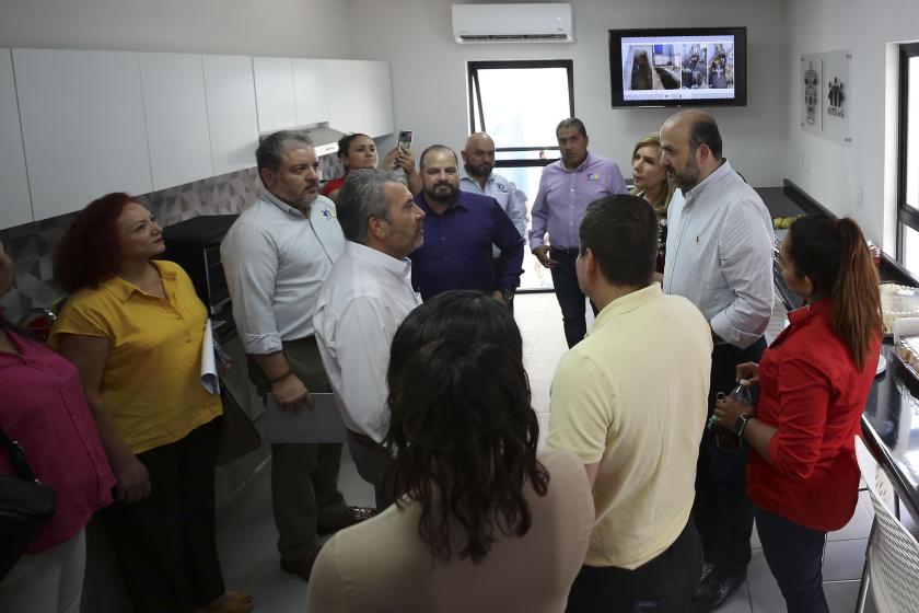Aumentan prestaciones para personal administrativo de la UdeG