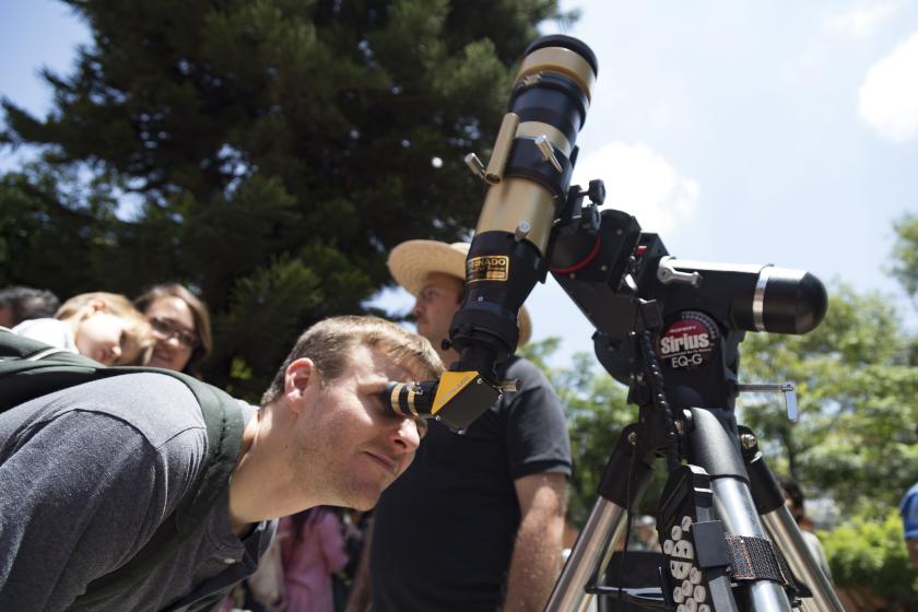 Eclipse solar del 8 de abril