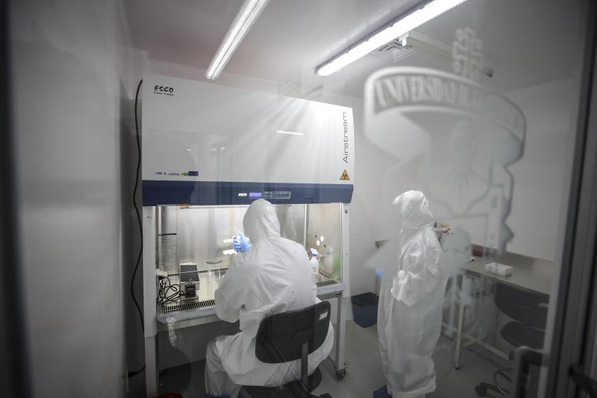 institutos, centros y laboratorios de investigación