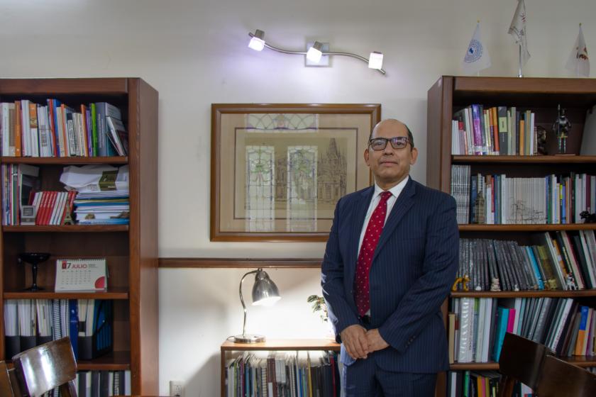 Dr. Sergio López Ruelas