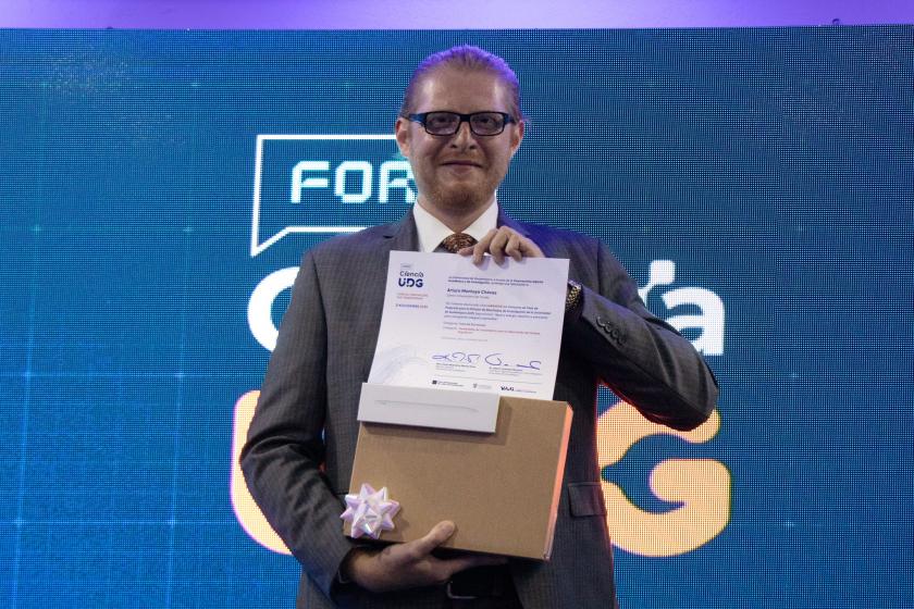 Concurso de Tesis 2025
