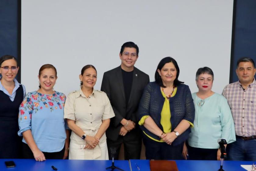  licenciatura en Médico cirujano