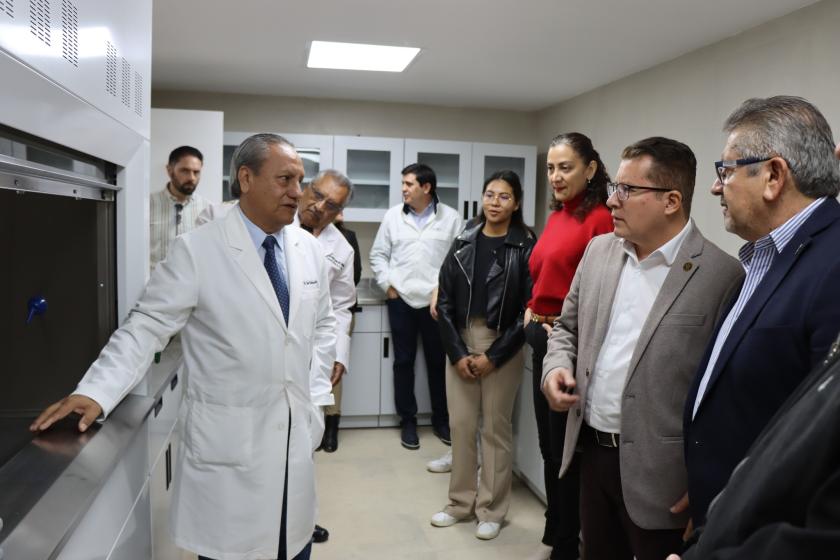 CUSur cuatro laboratorios