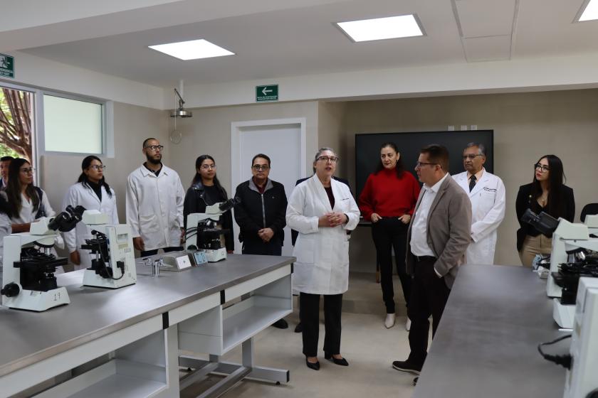 CUSur cuatro laboratorios