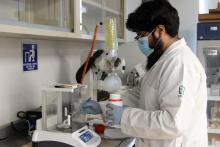 Investigadores sintetizan materiales para remover contaminantes en el agua